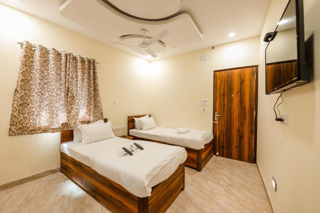 Hotel Holiday Express Kalkutta Exterior foto